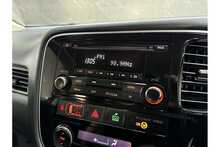 Mitsubishi Outlander DI-D 3 