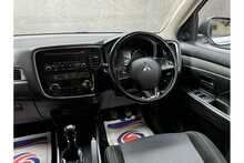 Mitsubishi Outlander DI-D 3 