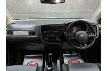 Mitsubishi Outlander DI-D 3 