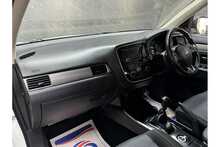 Mitsubishi Outlander DI-D 3 