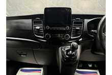 Ford Transit Custom 320 EcoBlue Limited 