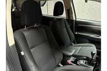 Mitsubishi Outlander DI-D GX3 