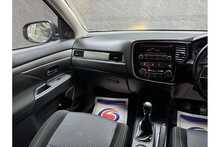 Mitsubishi Outlander DI-D GX3 