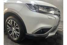 Mitsubishi Outlander DI-D 4 