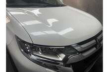 Mitsubishi Outlander DI-D 4 