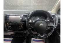 Mitsubishi Outlander DI-D 4 