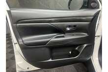 Mitsubishi Outlander DI-D 4 