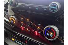 Ford Transit Custom 320 EcoBlue Limited 