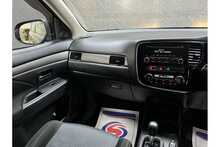 Mitsubishi Outlander DI-D GX3 
