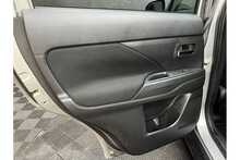 Mitsubishi Outlander DI-D 3 