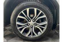 Mitsubishi Outlander DI-D 3 