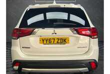 Mitsubishi Outlander DI-D 4 