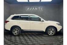 Mitsubishi Outlander DI-D 4 