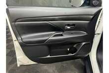 Mitsubishi Outlander DI-D 4 