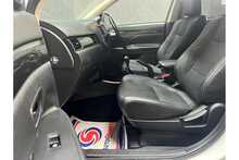 Mitsubishi Outlander DI-D 4 