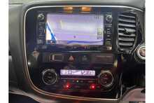 Mitsubishi Outlander DI-D 4 