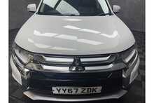 Mitsubishi Outlander DI-D 4 