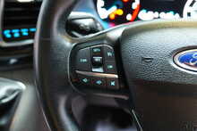 Ford Transit Custom 300 EcoBlue Limited 