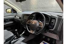Mitsubishi Outlander DI-D GX4 