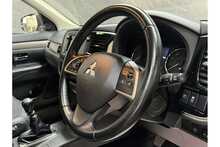 Mitsubishi Outlander DI-D GX4 