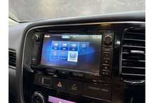 Mitsubishi Outlander DI-D GX4 