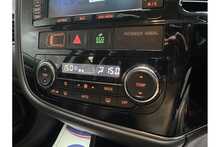 Mitsubishi Outlander DI-D GX4 