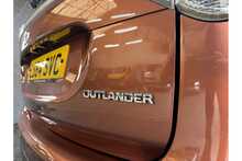 Mitsubishi Outlander DI-D GX4 