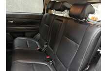 Mitsubishi Outlander DI-D GX4 