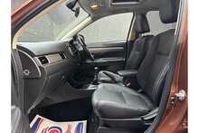 Mitsubishi Outlander DI-D GX4 