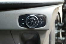 Ford Transit Custom 280 EcoBlue Limited 