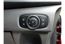 Ford Transit Custom 280 EcoBlue Limited 