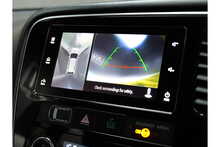 Mitsubishi Outlander DI-D 4 