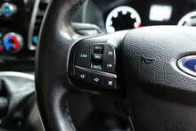 Ford Transit Custom 300 EcoBlue Limited 