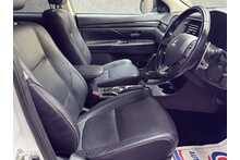 Mitsubishi Outlander DI-D GX4 