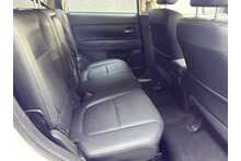 Mitsubishi Outlander DI-D GX4 