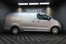 Vauxhall Vivaro Turbo D 2900 Sportive 