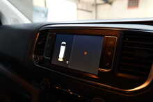 Vauxhall Vivaro Turbo D 2900 Sportive 