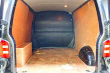 Volkswagen Transporter TDI T28 Highline 