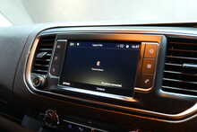 Vauxhall Vivaro Turbo D 2700 Pro 