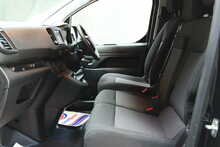 Vauxhall Vivaro Turbo D 2700 Pro 
