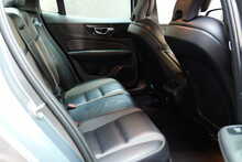 Volvo S60 T5 R-Design Plus 