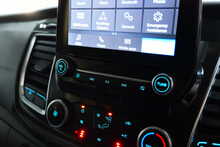 Ford Transit Custom 320 EcoBlue Limited 