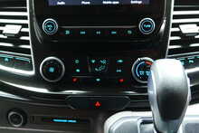 Ford Transit Custom 300 EcoBlue Limited 