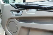 Ford Transit Custom 320 EcoBlue Limited 