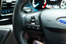 Ford Transit Custom 320 EcoBlue Limited 