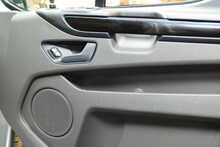 Ford Transit Custom 300 EcoBlue Limited 