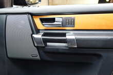 Land Rover Discovery 4 SD V6 HSE 