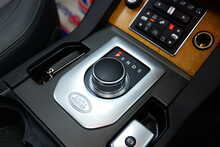 Land Rover Discovery 4 SD V6 HSE 