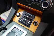 Land Rover Discovery 4 SD V6 HSE 