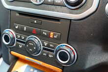 Land Rover Discovery 4 SD V6 HSE 